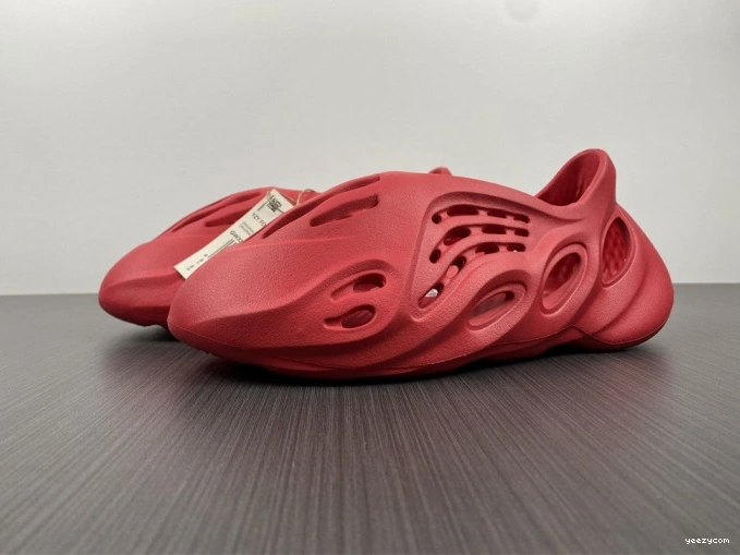 Yeezy CW3355 Adidas Foam Red 0707